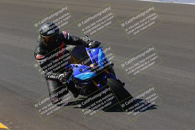 media/Oct-08-2022-SoCal Trackdays (Sat) [[1fc3beec89]]/Bowl (1030am)/